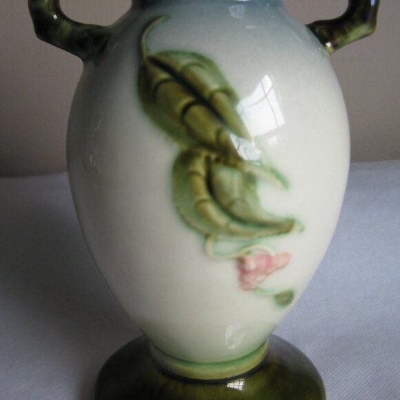 Vintage Hull Double Handle Woodland Green & Pink Vase 7" - Picture 4 of 10